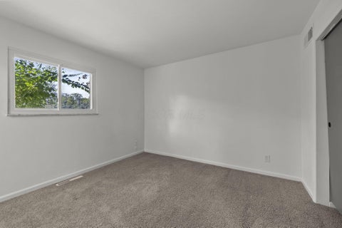 Tiny photo for 5029 Brinwood Place, Columbus, OH 43232 (MLS # 226034613)