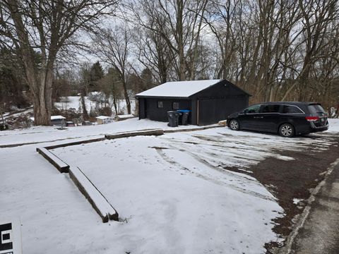 Tiny photo for 1403 Playford Avenue, Zanesville, OH 43701 (MLS # 226000169)