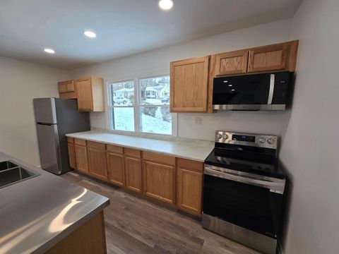 Tiny photo for 1403 Playford Avenue, Zanesville, OH 43701 (MLS # 226000169)