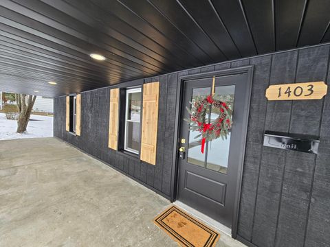 Tiny photo for 1403 Playford Avenue, Zanesville, OH 43701 (MLS # 226000169)