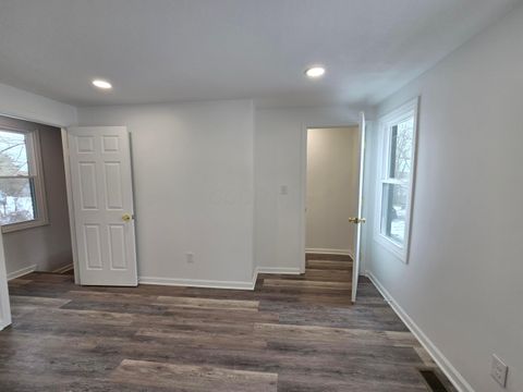 Tiny photo for 1403 Playford Avenue, Zanesville, OH 43701 (MLS # 226000169)