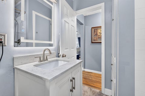 Tiny photo for 2610 Grasmere Avenue, Columbus, OH 43211 (MLS # 226037960)