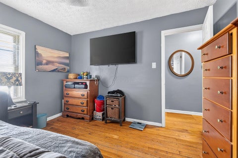 Tiny photo for 2610 Grasmere Avenue, Columbus, OH 43211 (MLS # 226037960)