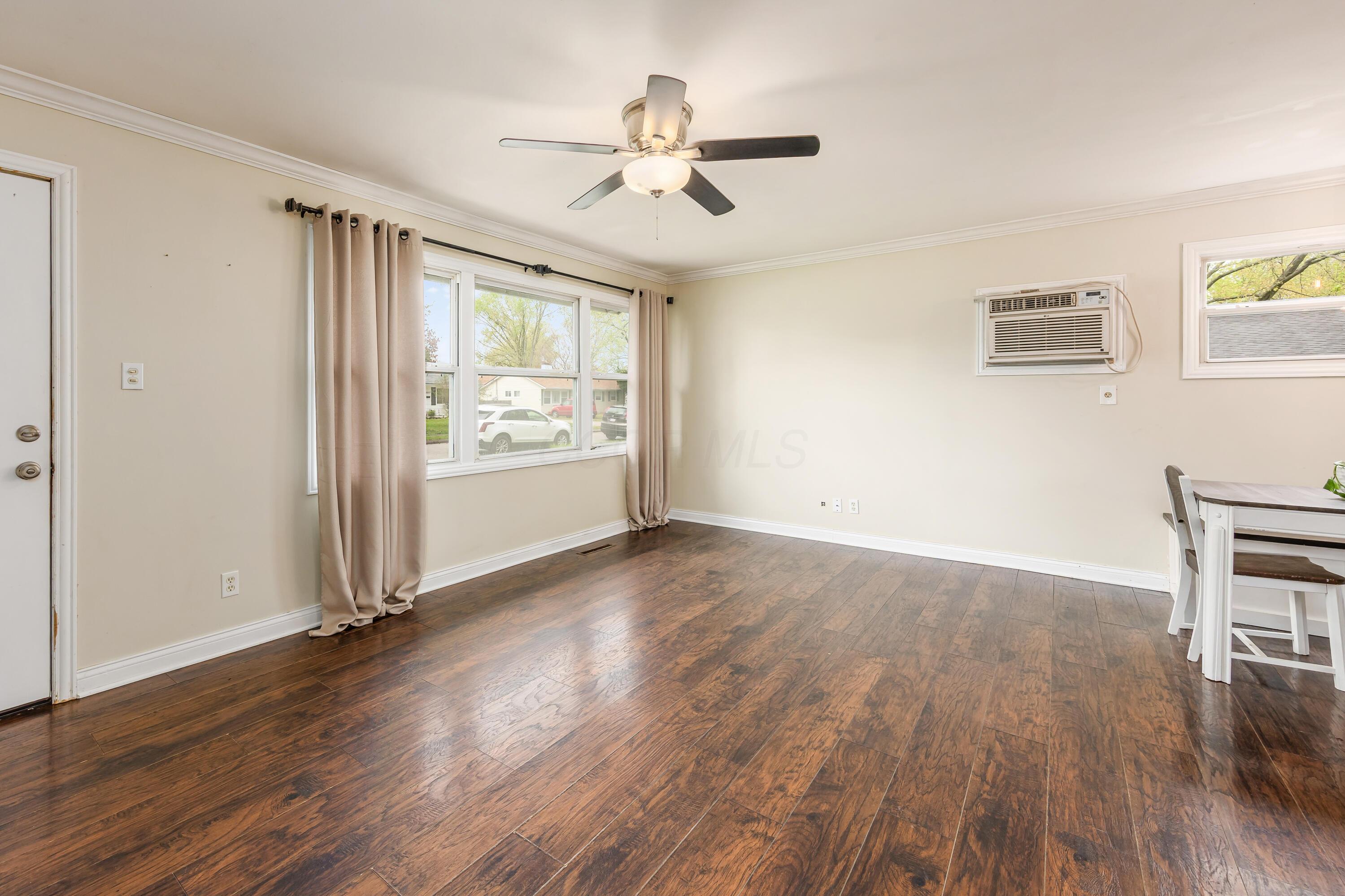 5270 Crescent Drive, Hilliard, Ohio image 5