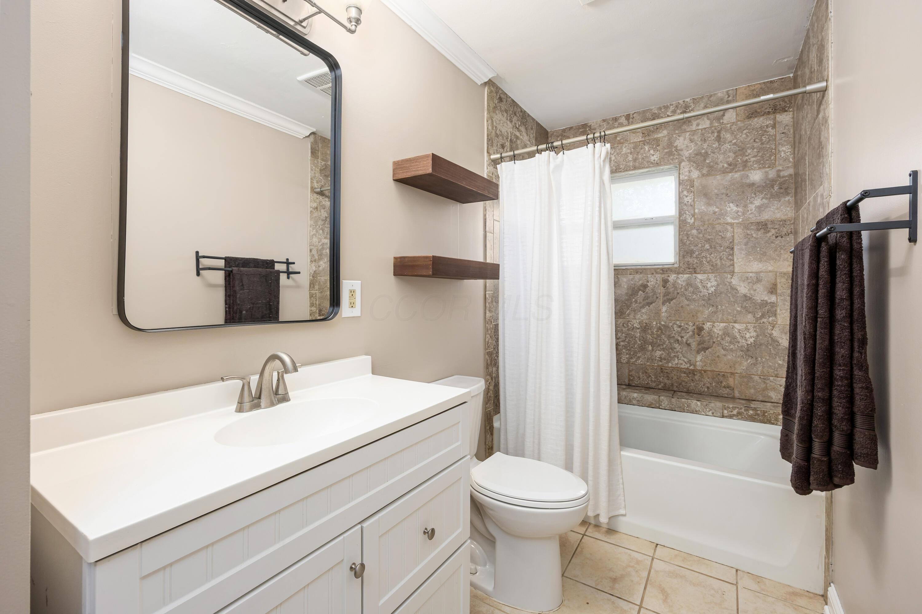 5270 Crescent Drive, Hilliard, Ohio image 18