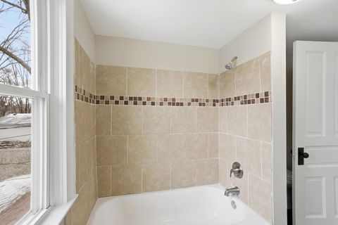 Tiny photo for 200 Washington Avenue, London, OH 43140 (MLS # 225045330)