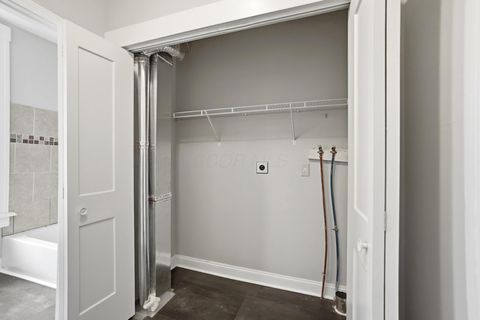 Tiny photo for 200 Washington Avenue, London, OH 43140 (MLS # 225045330)