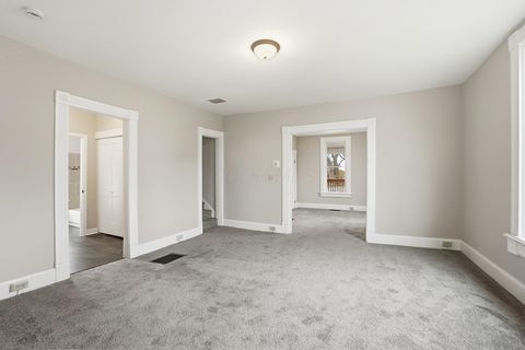 Tiny photo for 200 Washington Avenue, London, OH 43140 (MLS # 225045330)