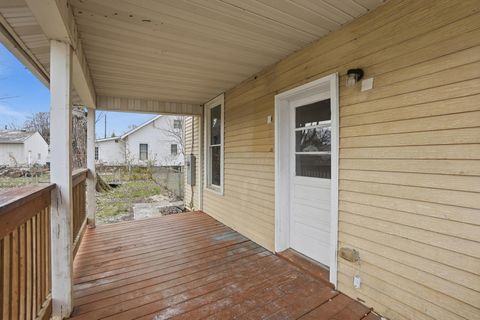 Tiny photo for 200 Washington Avenue, London, OH 43140 (MLS # 225045330)