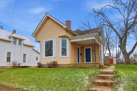Tiny photo for 200 Washington Avenue, London, OH 43140 (MLS # 225045330)