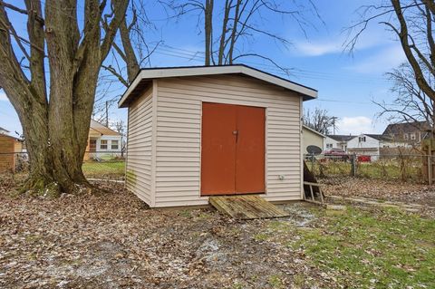 Tiny photo for 200 Washington Avenue, London, OH 43140 (MLS # 225045330)