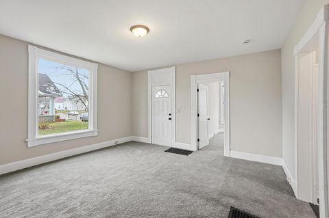 Tiny photo for 200 Washington Avenue, London, OH 43140 (MLS # 225045330)