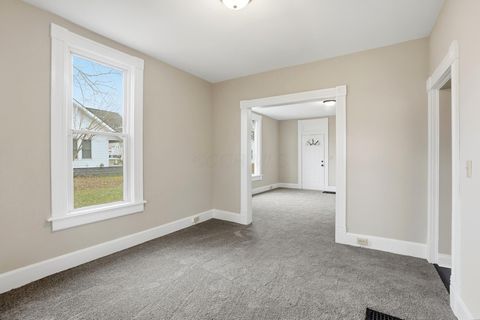 Tiny photo for 200 Washington Avenue, London, OH 43140 (MLS # 225045330)