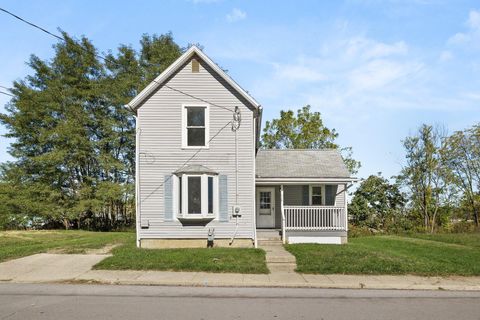 Photo of 118 Raymond Avenue, Mansfield, OH 44903 (MLS # 225039598)