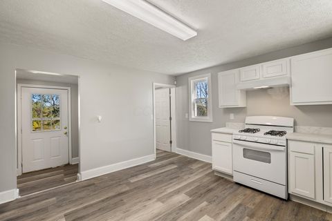 Tiny photo for 118 Raymond Avenue, Mansfield, OH 44903 (MLS # 225039598)