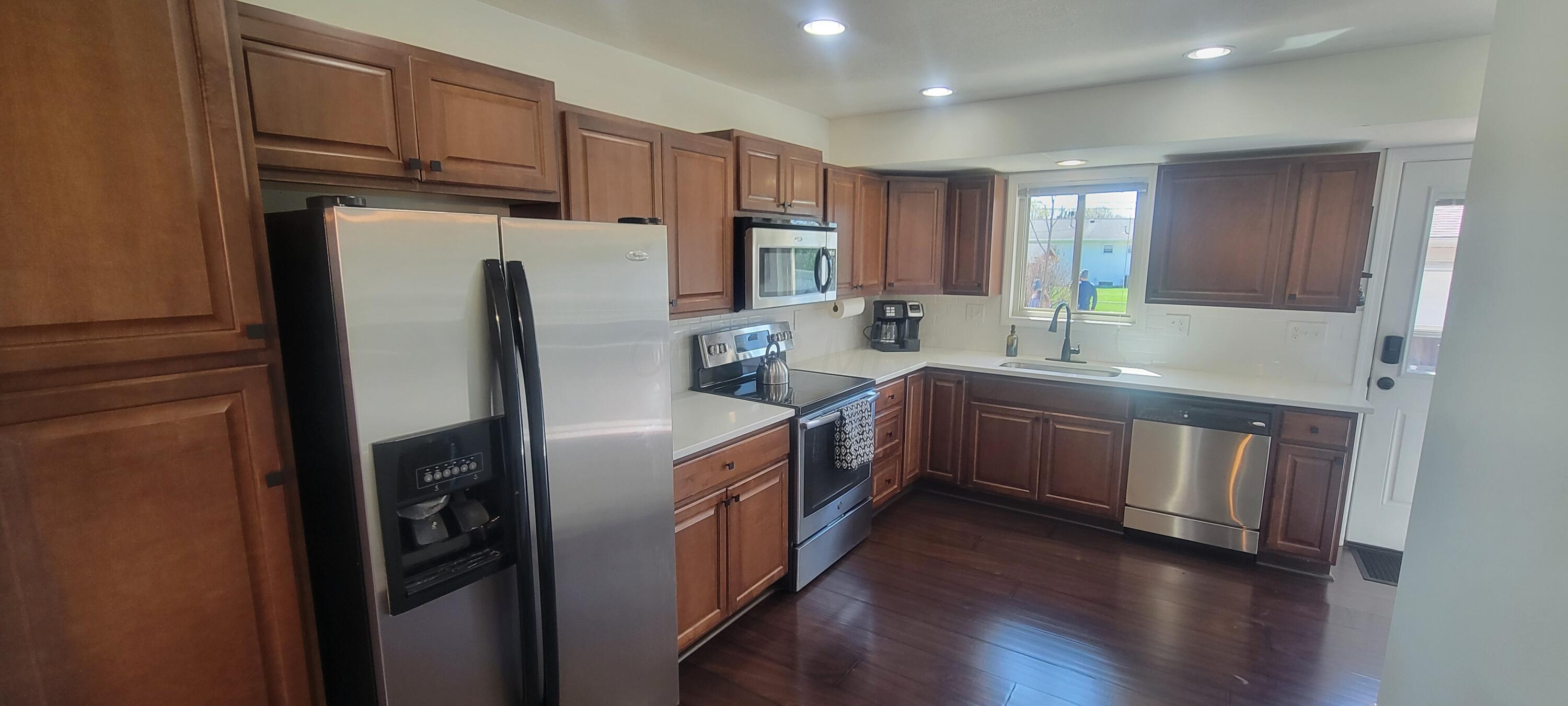 2601 Kingston Avenue, Grove City, Ohio image 14