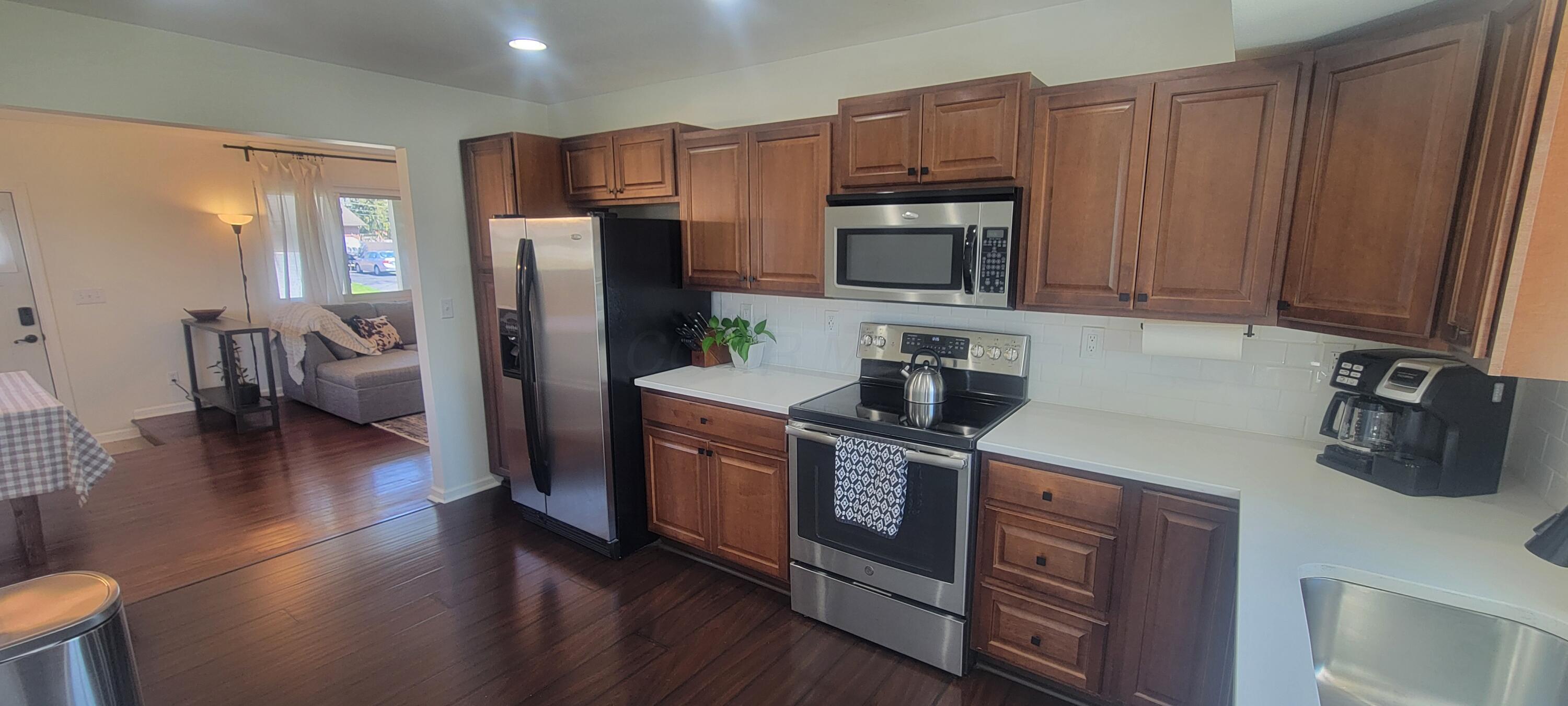 2601 Kingston Avenue, Grove City, Ohio image 16