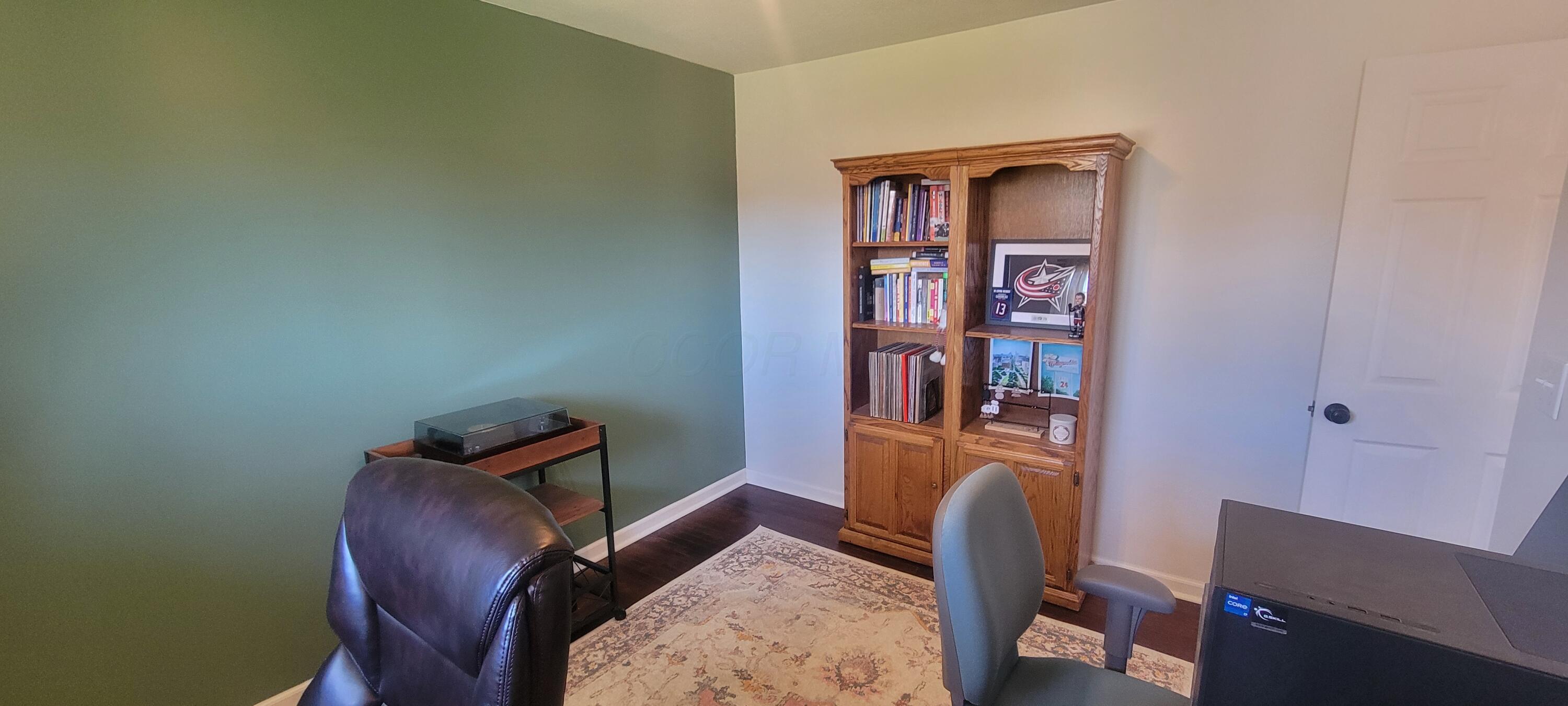 2601 Kingston Avenue, Grove City, Ohio image 24