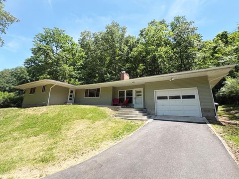 Photo of 7 Cable Lane, Athens, OH 45701 (MLS # 226020333)