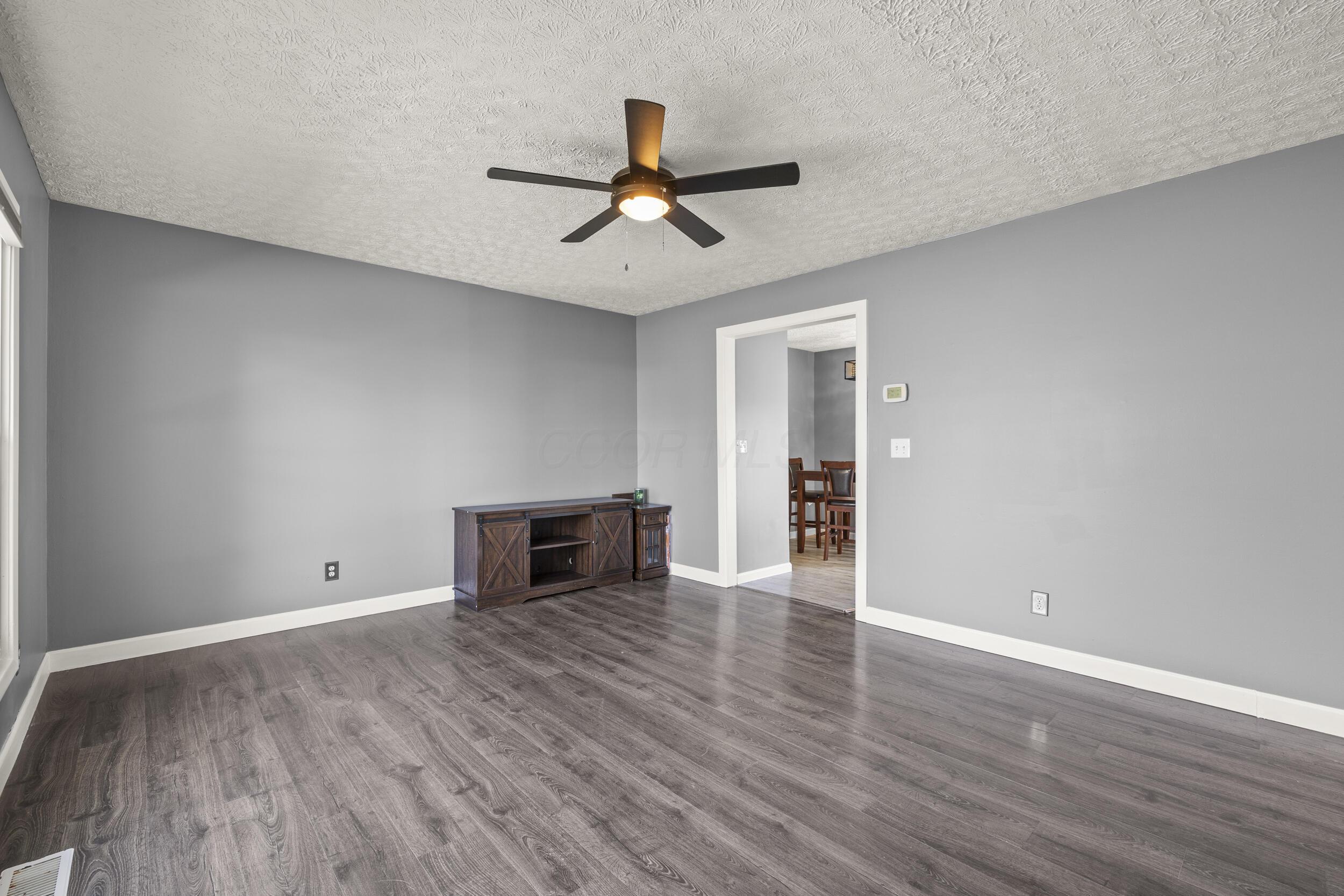 4621 Christine Drive, Huntsville, Ohio image 7