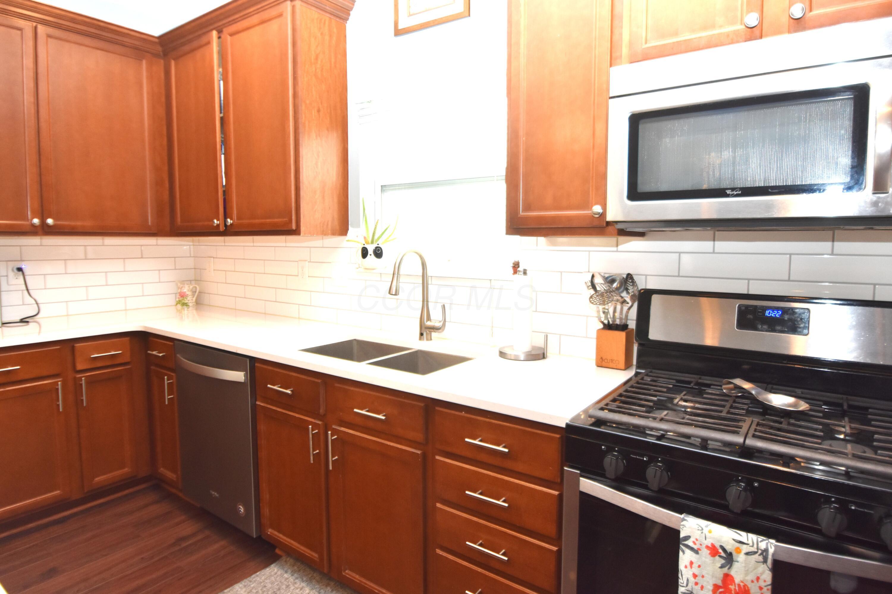 261 Butterfly Drive, Sunbury, Ohio image 13