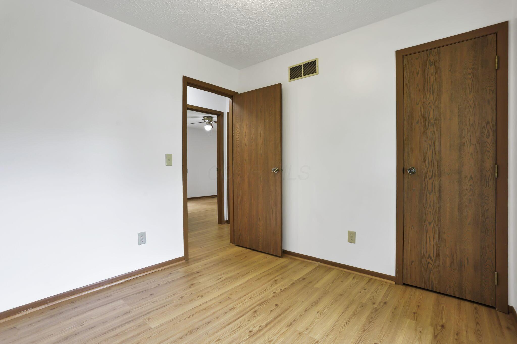 3523 Frenchpark Drive, Columbus, Ohio image 25