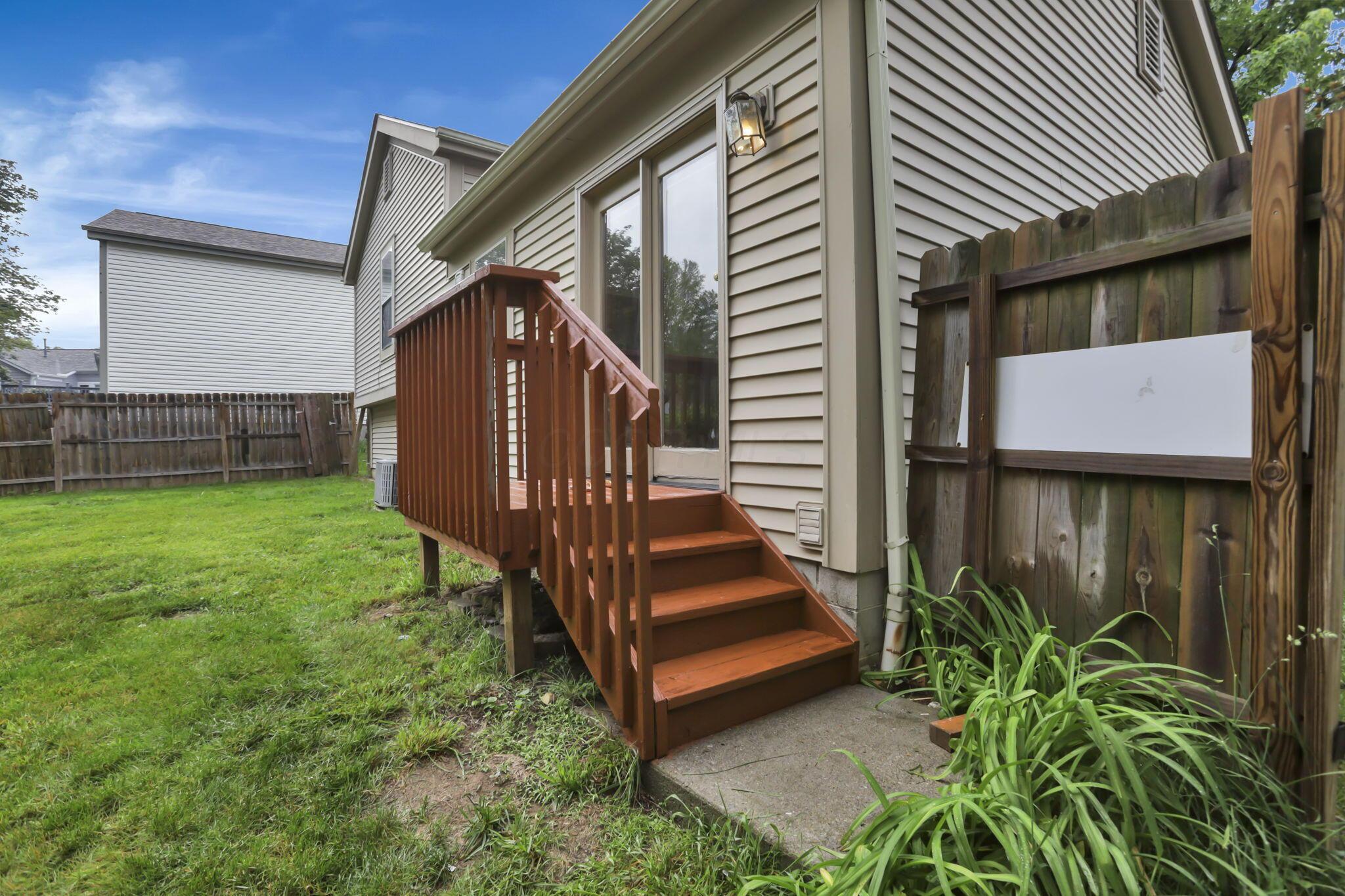 3523 Frenchpark Drive, Columbus, Ohio image 32