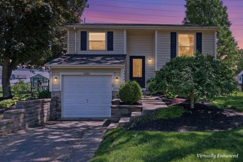 Photo of 6352 Shaftsbury Lane, Dublin, OH 43017 (MLS # 226022216)
