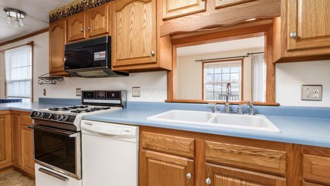 Tiny photo for 9390 Perryton Road, Frazeysburg, OH 43822 (MLS # 226003041)