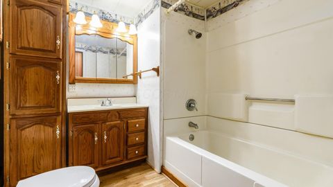 Tiny photo for 9390 Perryton Road, Frazeysburg, OH 43822 (MLS # 226003041)