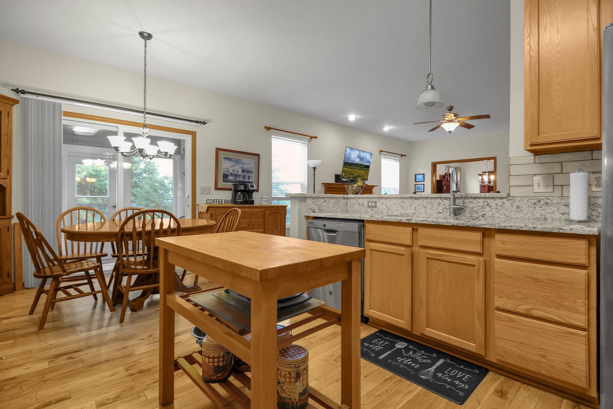 1112 Taylor Glen Boulevard, Pataskala, Ohio image 11