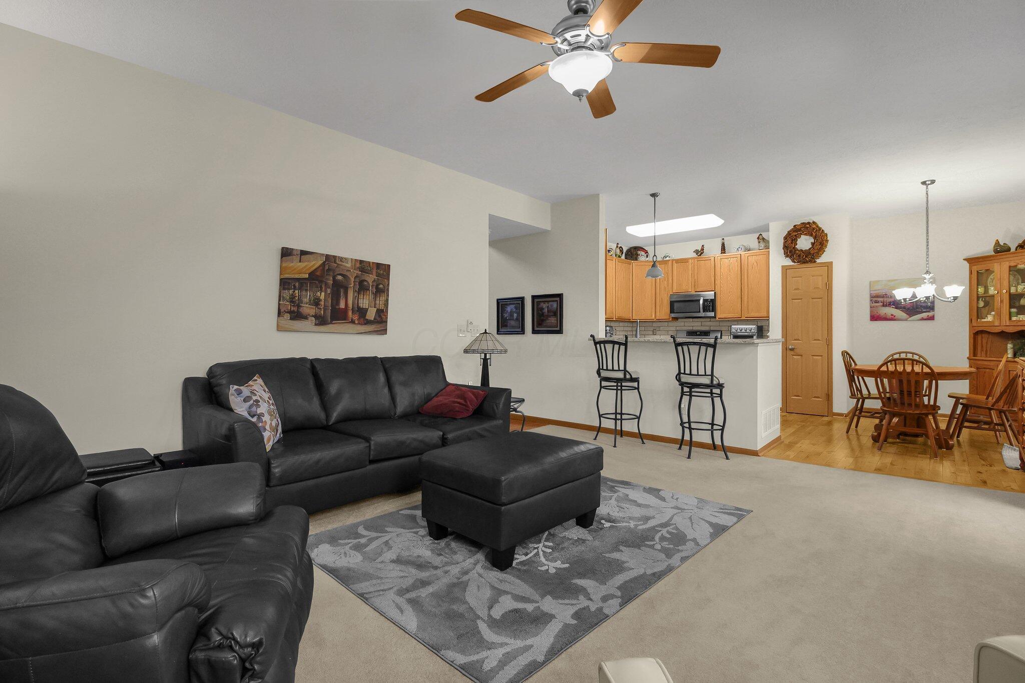 1112 Taylor Glen Boulevard, Pataskala, Ohio image 14