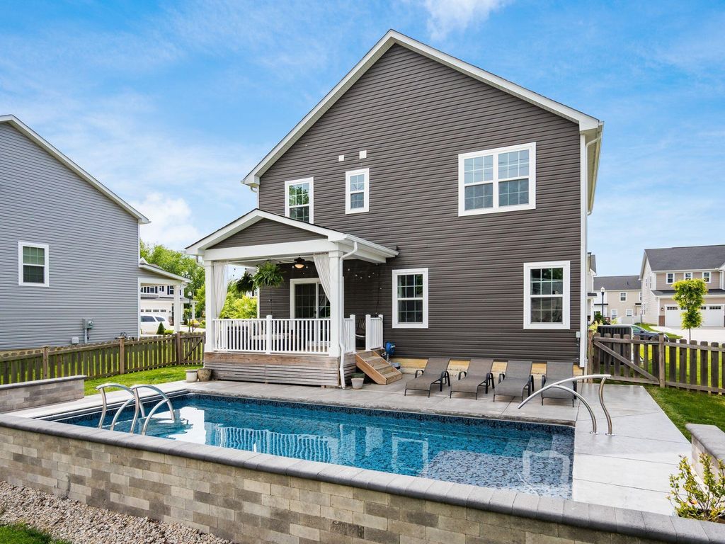 Photo of 123 Steeplechase Court, Delaware, OH 43015 (MLS # 226017011)