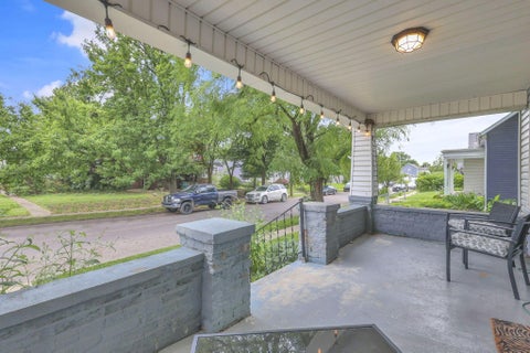 Tiny photo for 174 E Morrill Avenue, Columbus, OH 43207 (MLS # 226022941)
