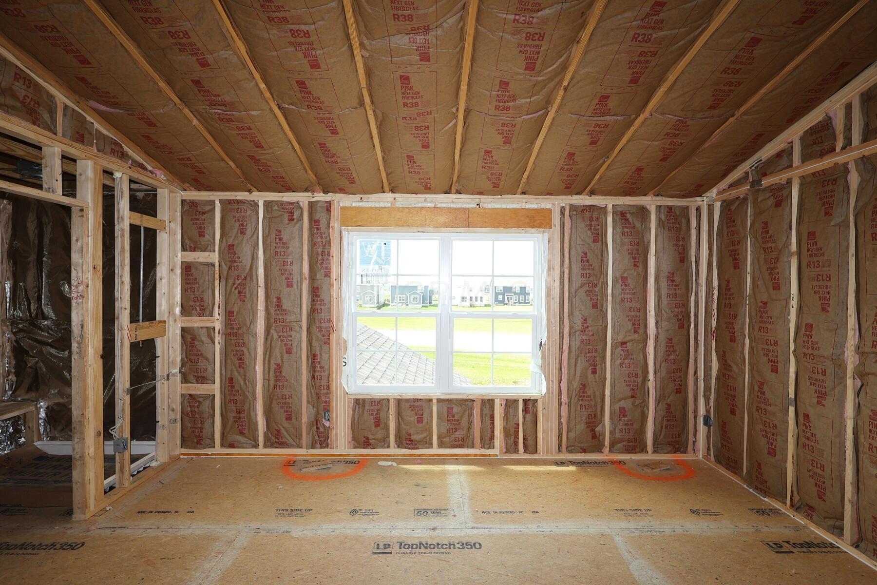 6865 Losino Lane, Hilliard, Ohio image 12