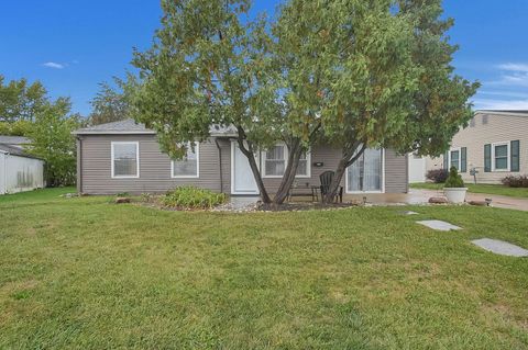 Photo of 5081 Lockbourne Road, Columbus, OH 43207 (MLS # 225038256)