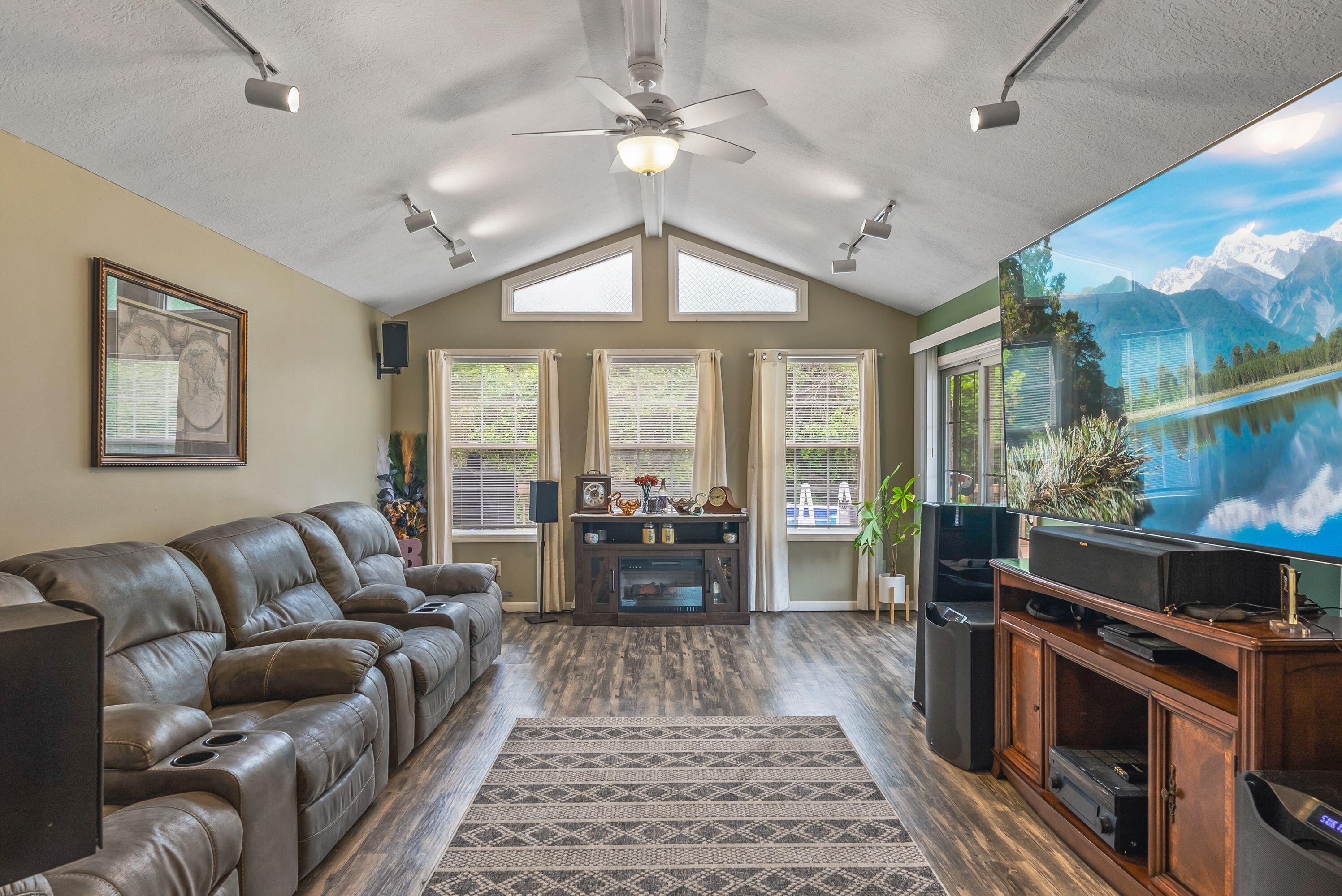 1129 Coventry Circle, Lancaster, Ohio image 18