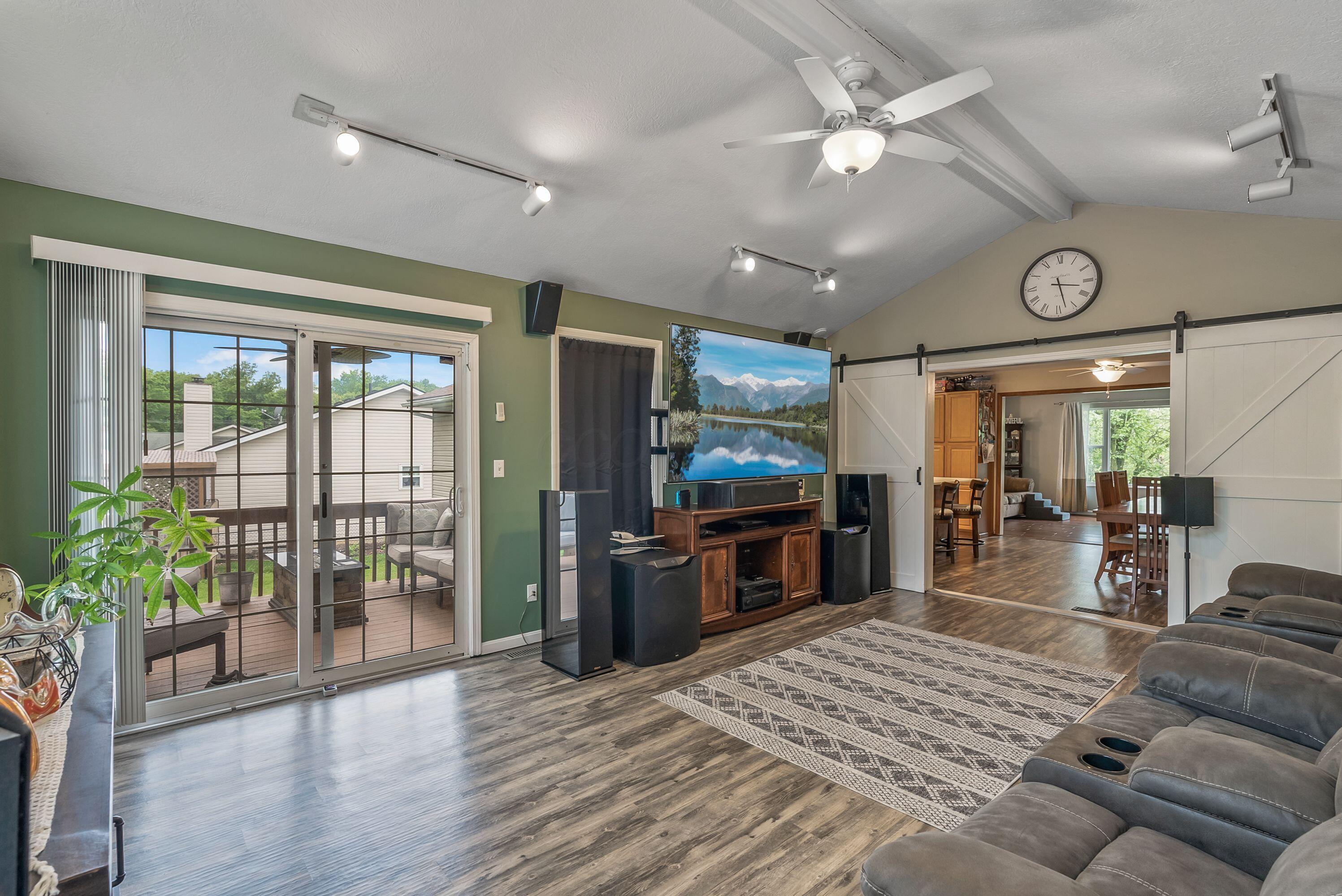 1129 Coventry Circle, Lancaster, Ohio image 19