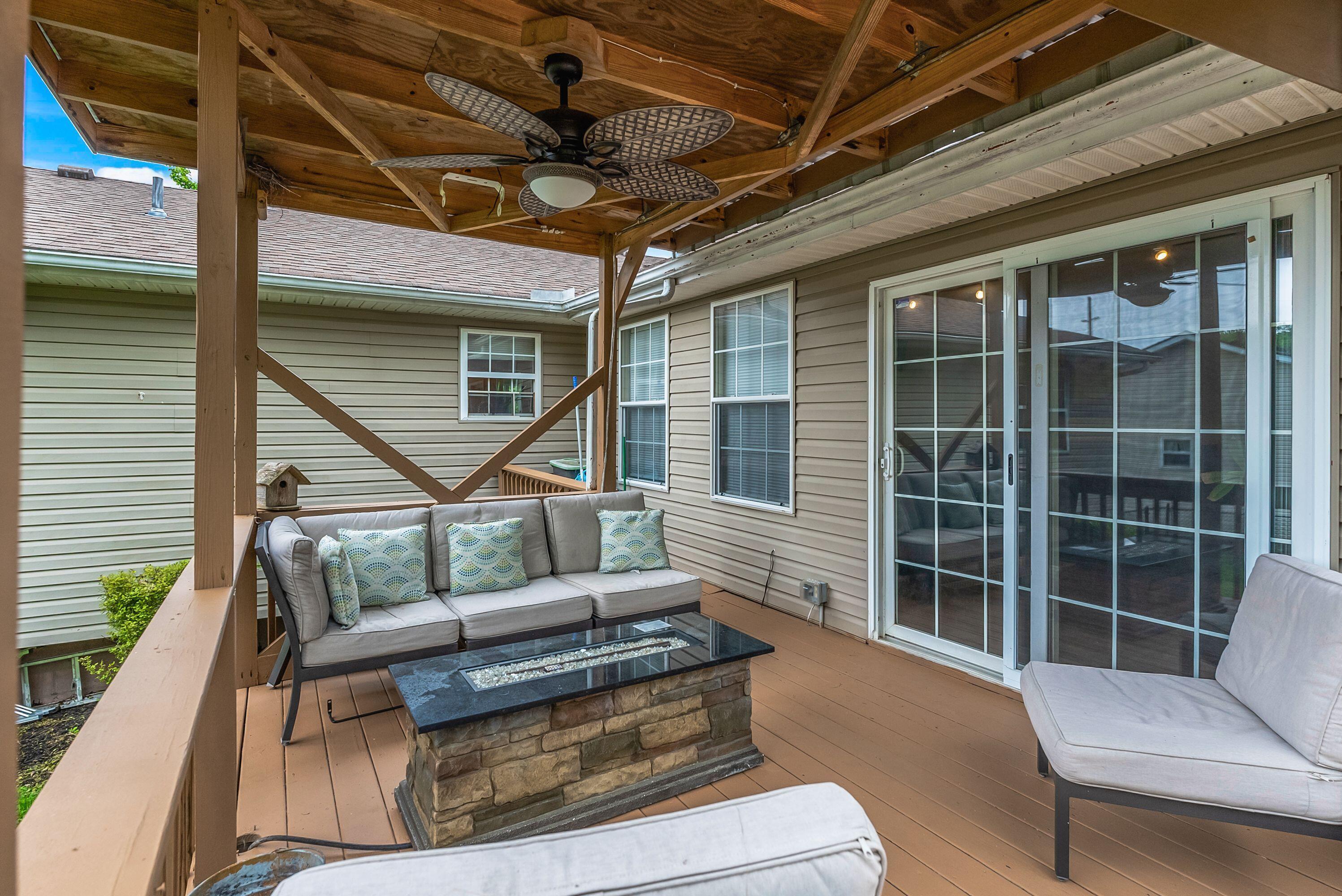1129 Coventry Circle, Lancaster, Ohio image 35