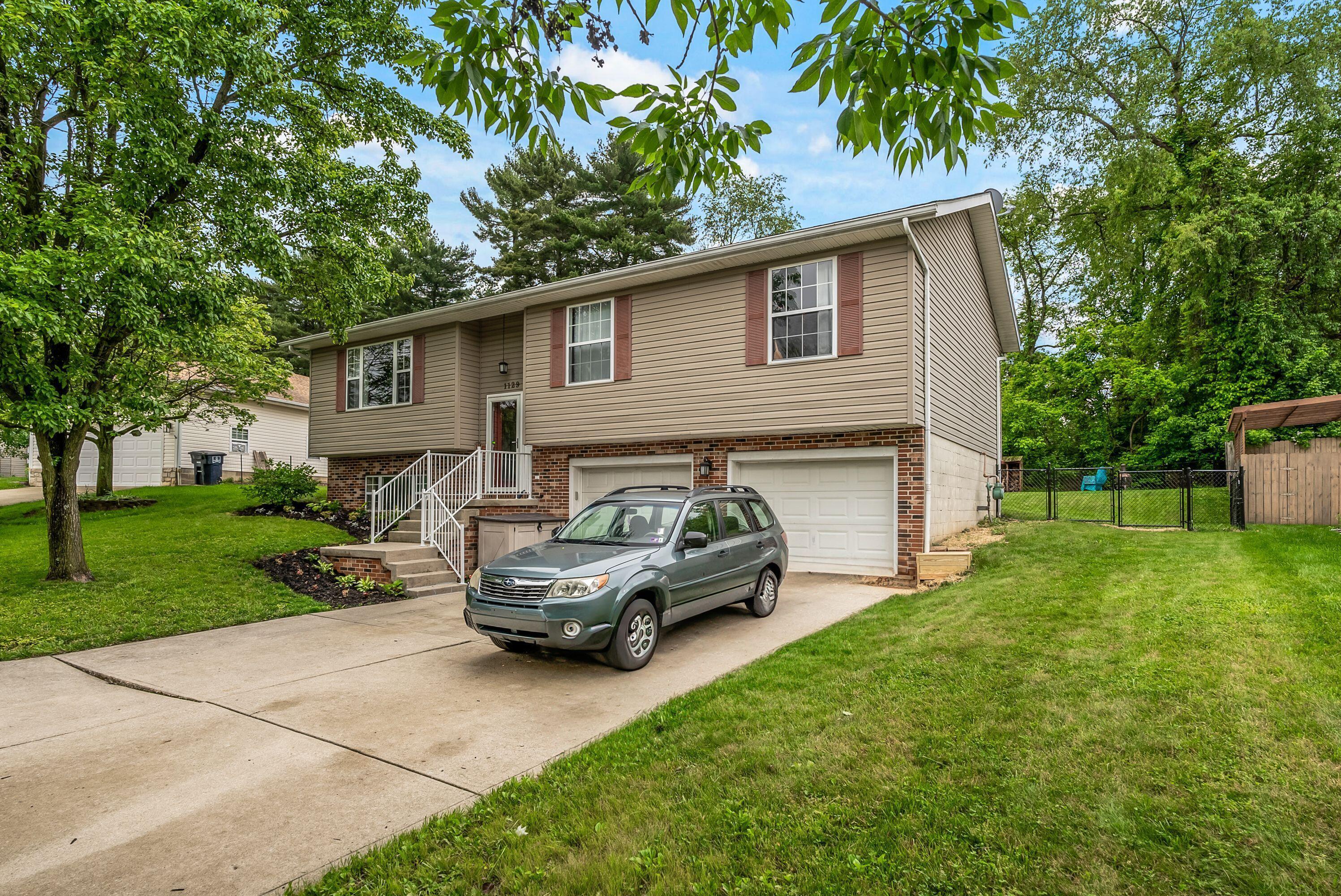 1129 Coventry Circle, Lancaster, Ohio image 3