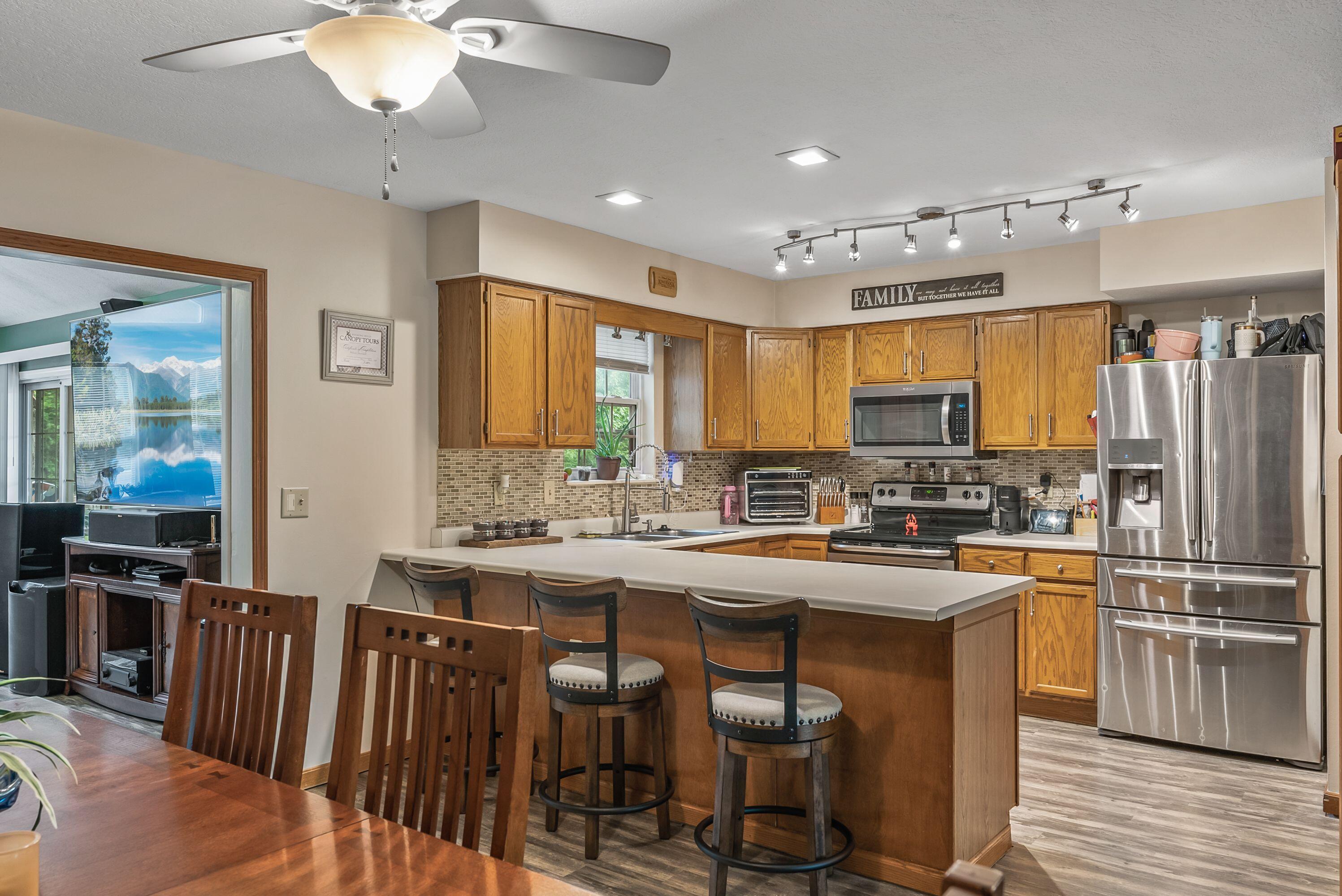 1129 Coventry Circle, Lancaster, Ohio image 11