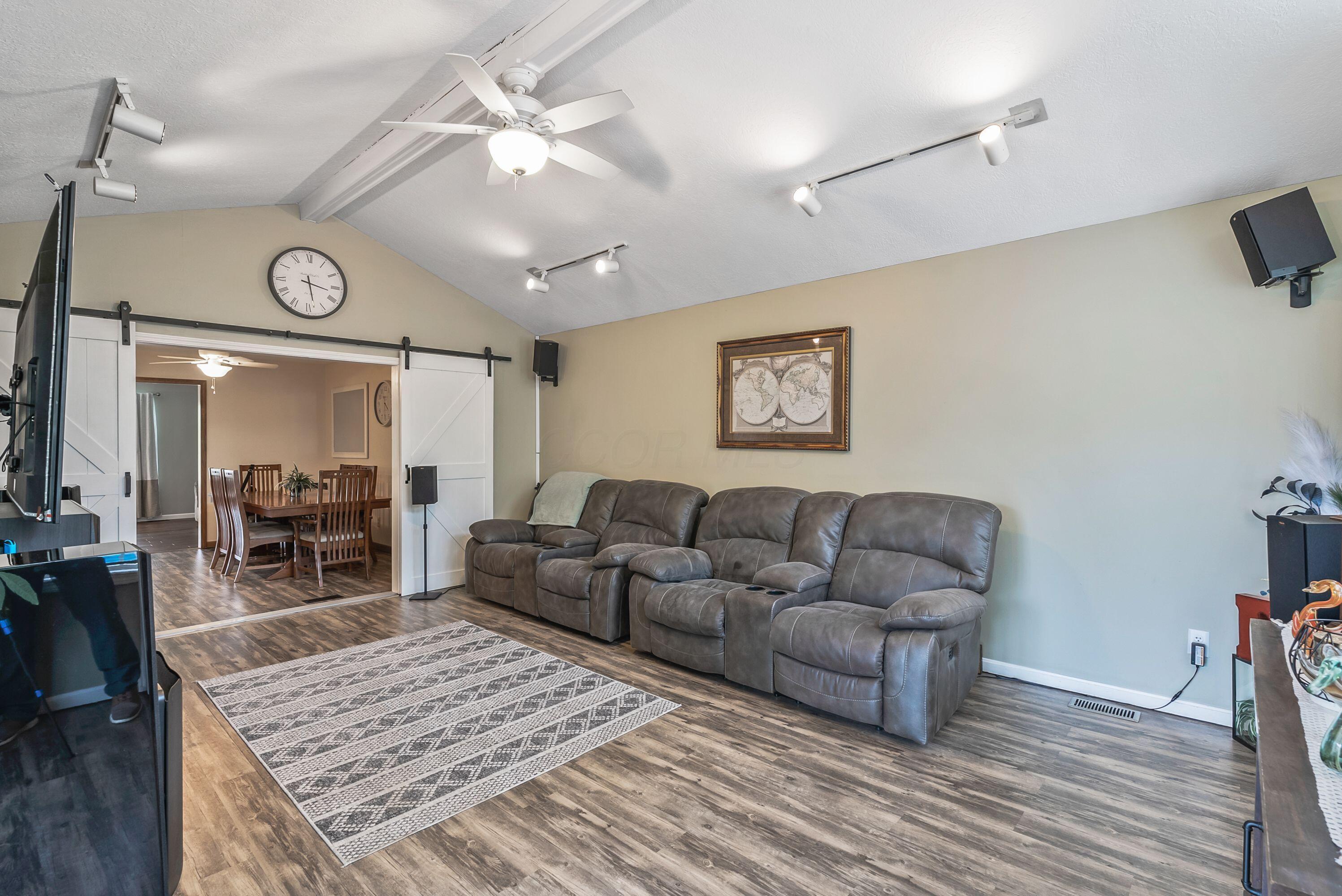 1129 Coventry Circle, Lancaster, Ohio image 20