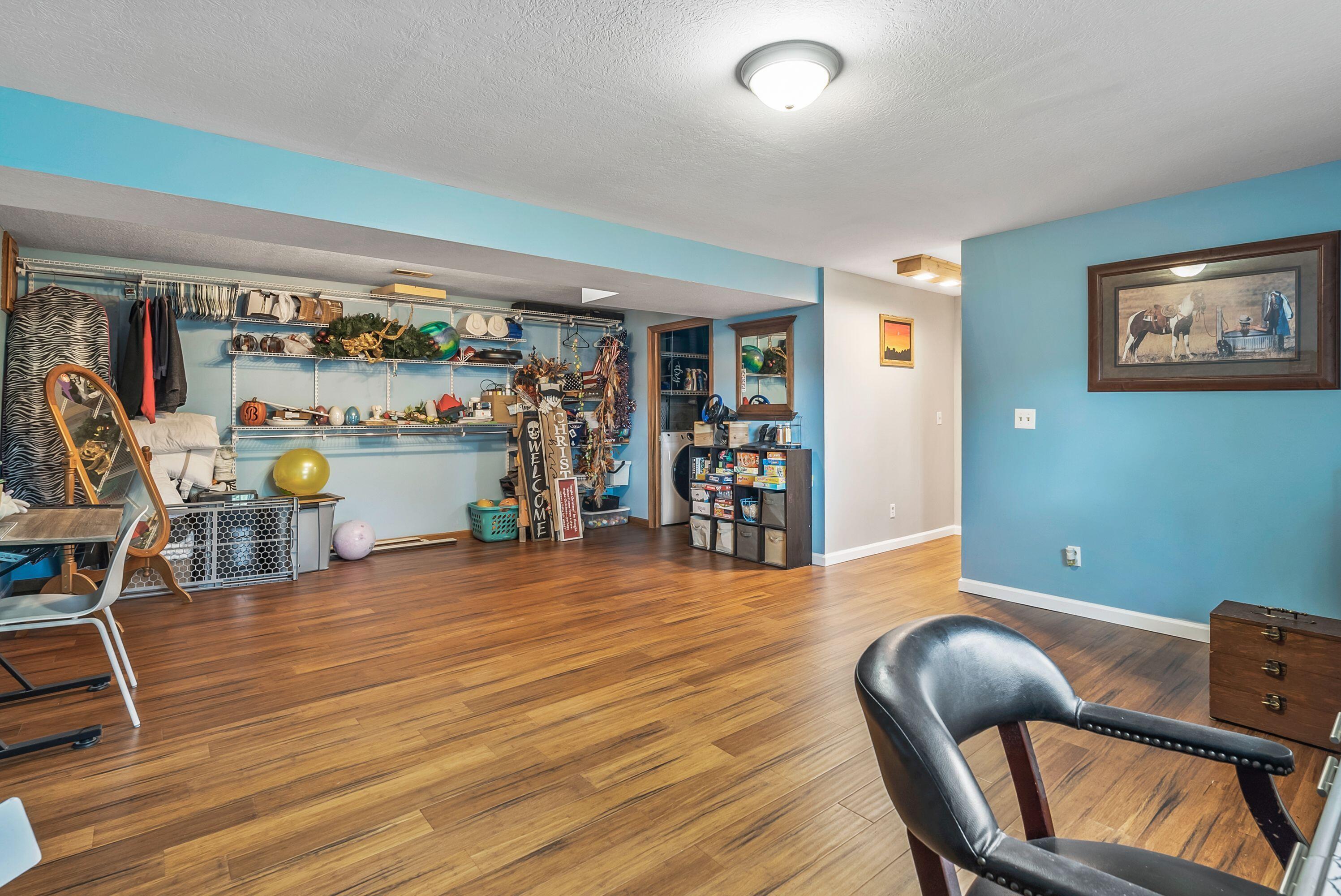 1129 Coventry Circle, Lancaster, Ohio image 33