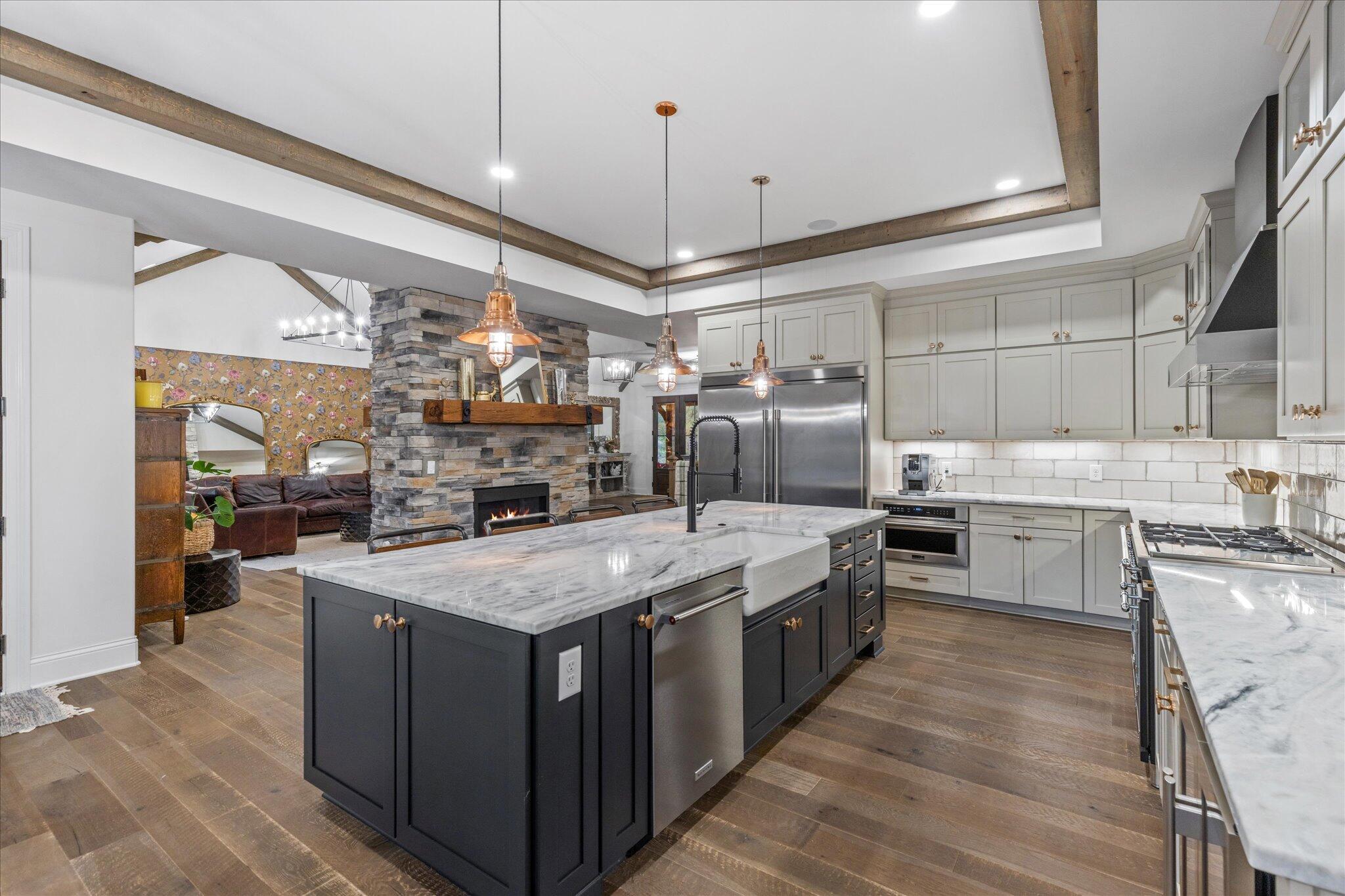 4190 Brownsville Road SE