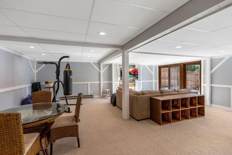 Tiny photo for 8011 Golfview Court, Columbus, OH 43235 (MLS # 225037495)