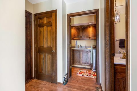 Tiny photo for 8011 Golfview Court, Columbus, OH 43235 (MLS # 225037495)