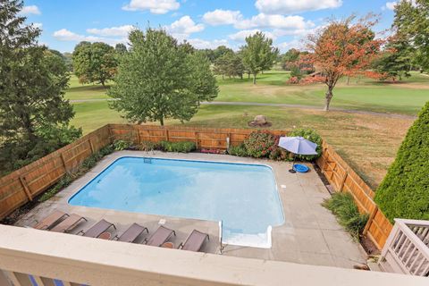 Tiny photo for 8011 Golfview Court, Columbus, OH 43235 (MLS # 225037495)
