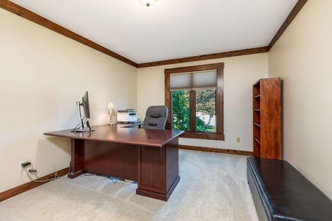 Tiny photo for 8011 Golfview Court, Columbus, OH 43235 (MLS # 225037495)