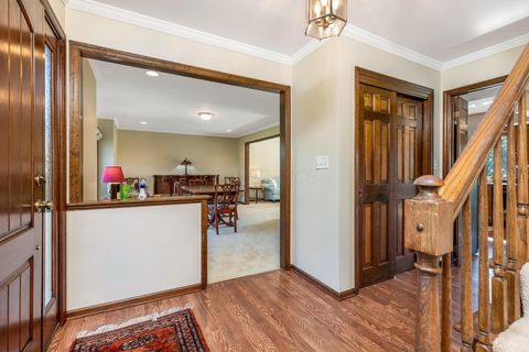 Tiny photo for 8011 Golfview Court, Columbus, OH 43235 (MLS # 225037495)