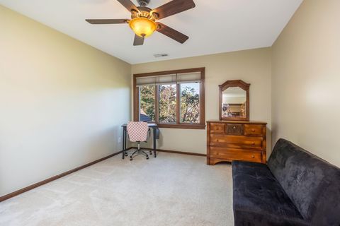 Tiny photo for 8011 Golfview Court, Columbus, OH 43235 (MLS # 225037495)